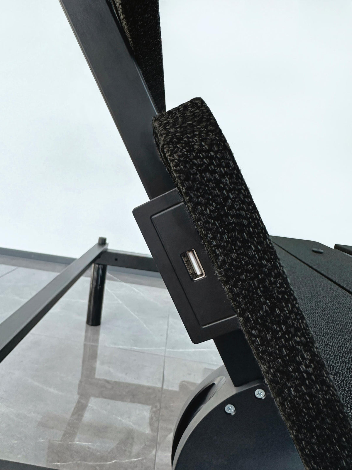 Cosmic Power Base Full Adjustable Base in Black, detail view