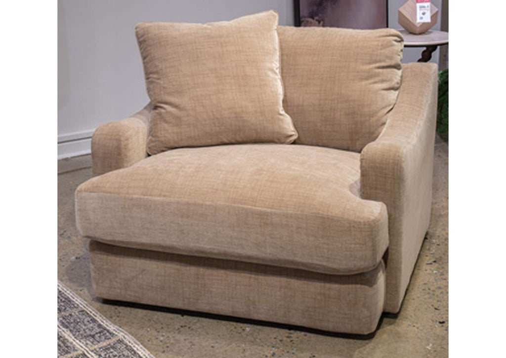 ChloeeAnne Oversized Chair
