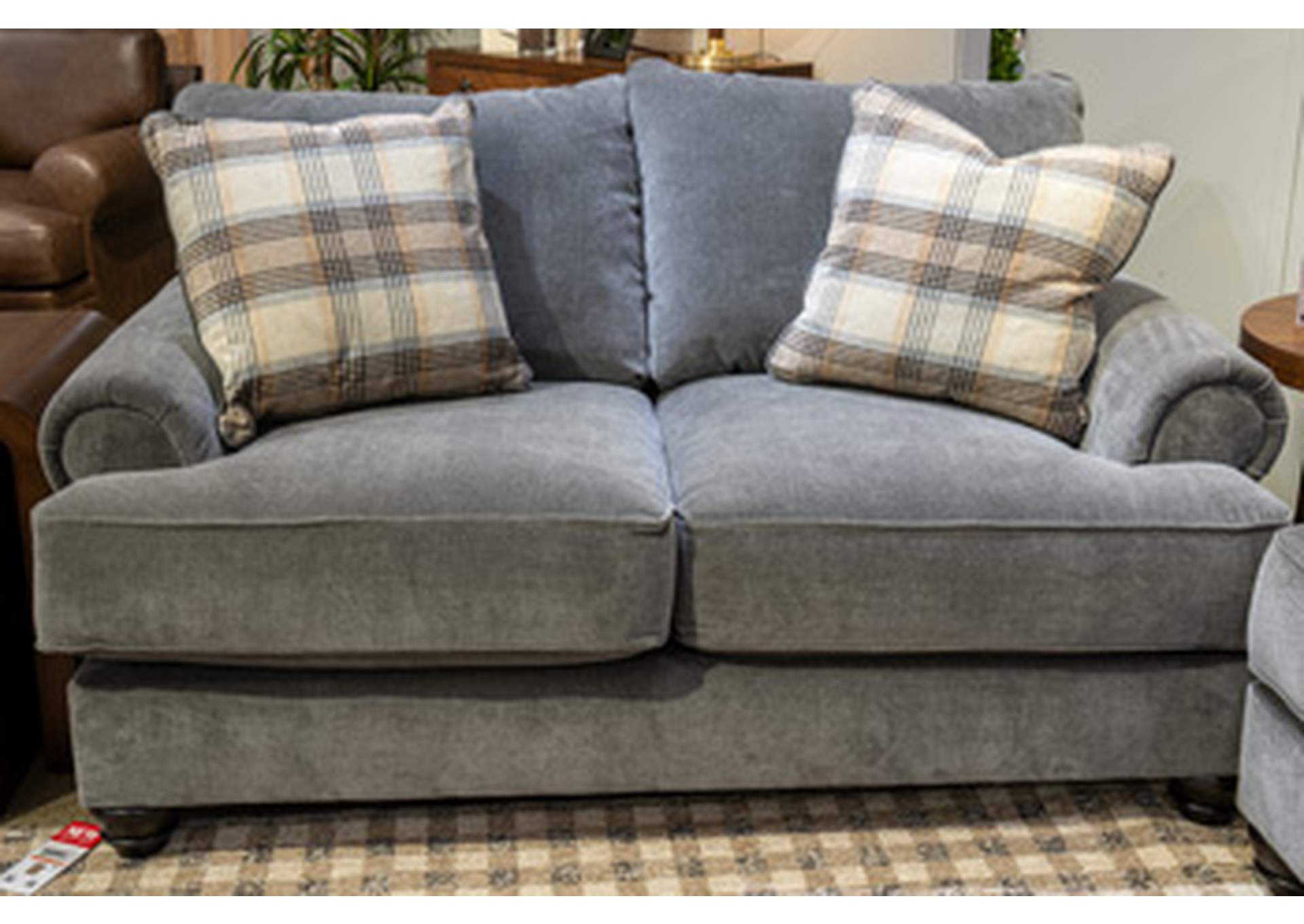 Tallow Creek Loveseat