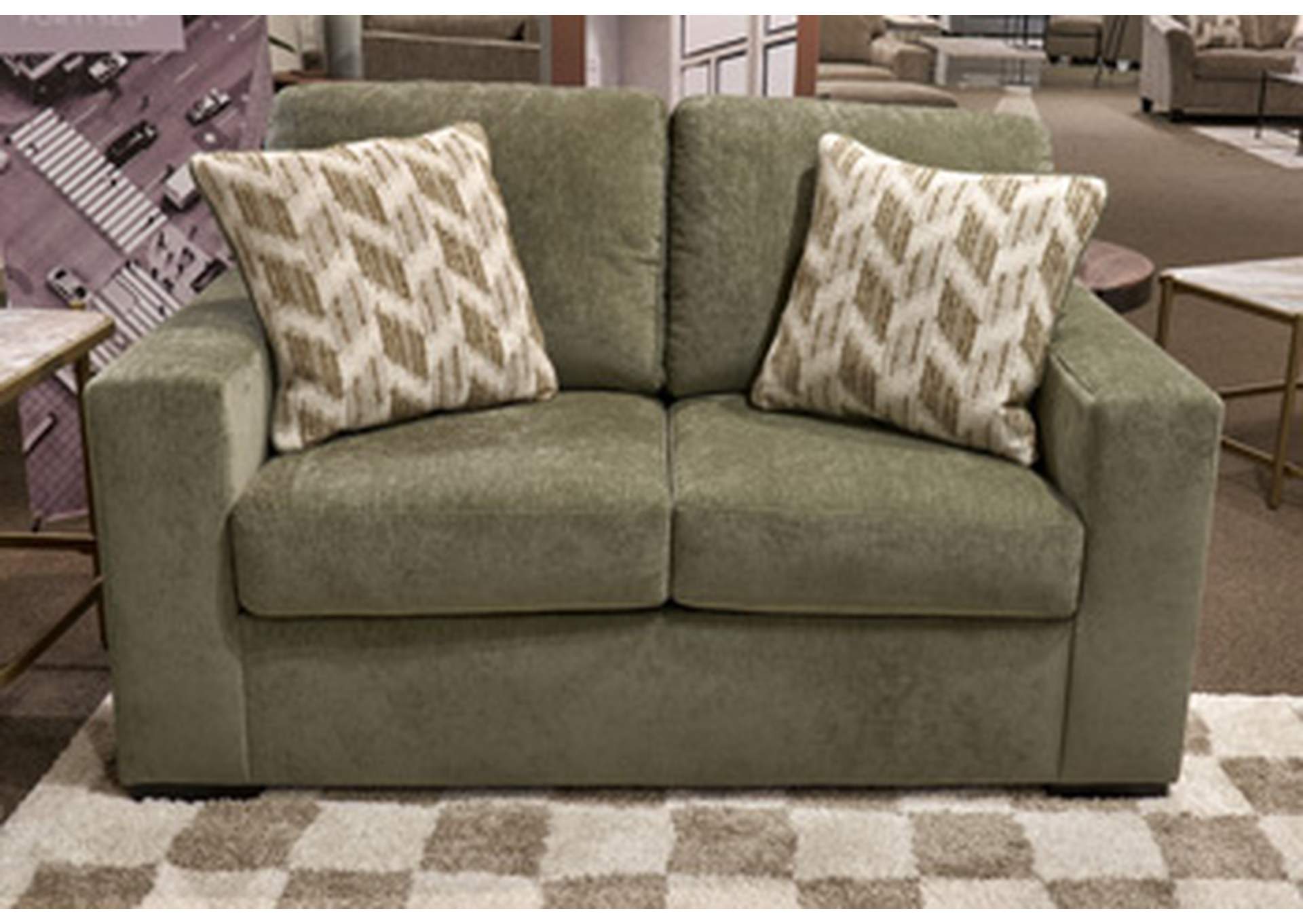 Bridgepoint Loveseat