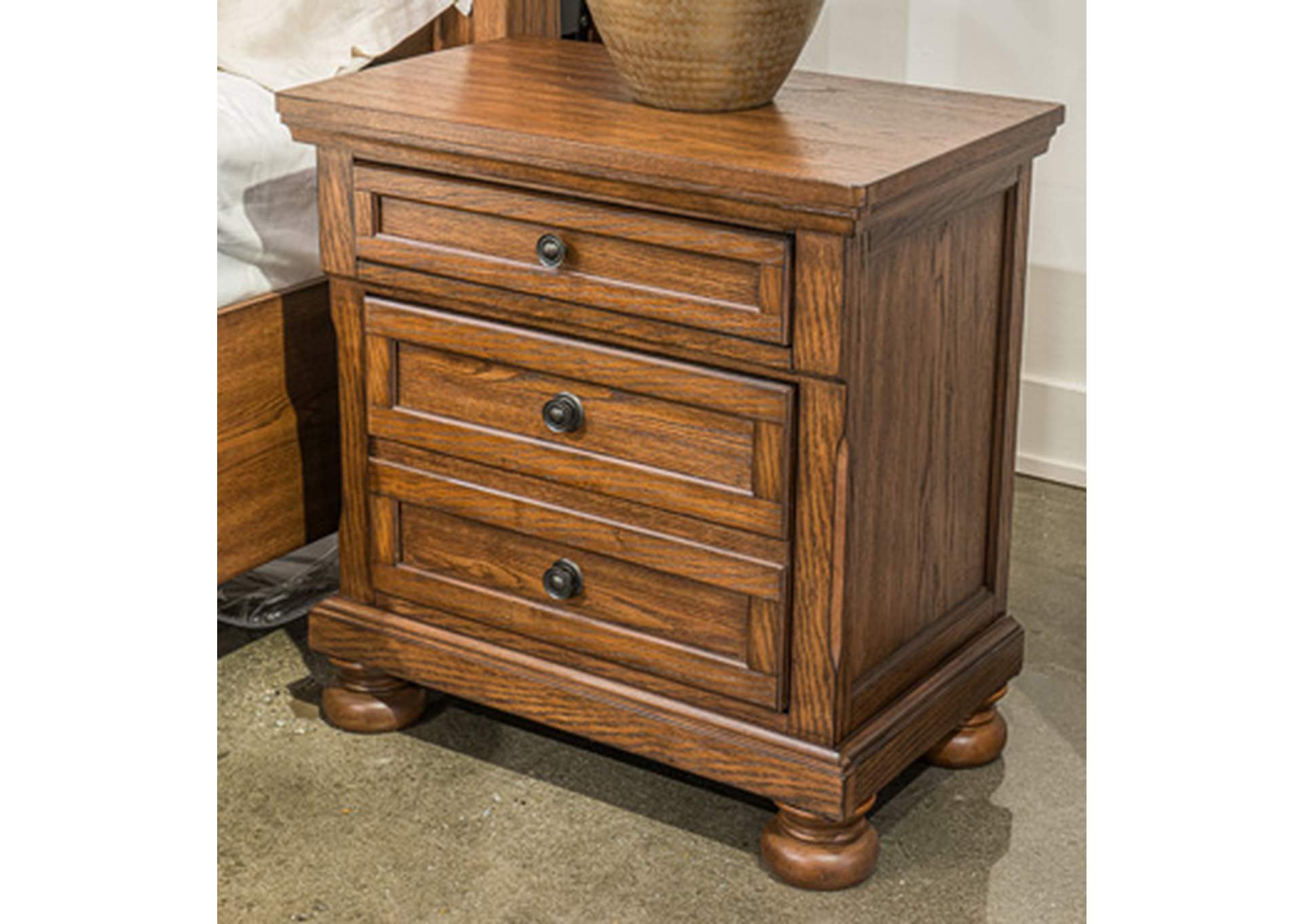 Zackaryn Nightstand