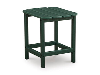 Sundown Shores Outdoor End Table in Green, angle view