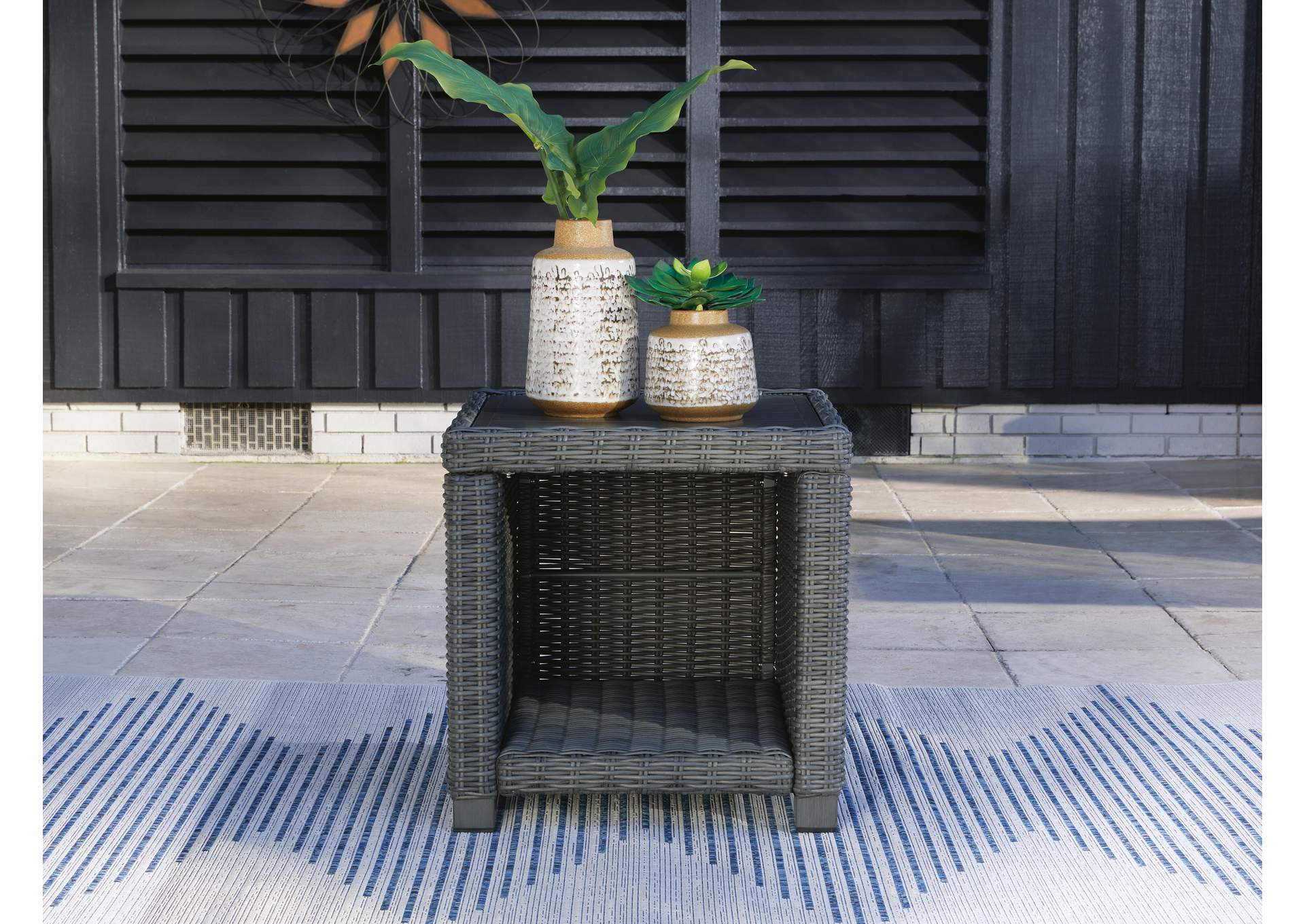 Elite Park Outdoor Coffee Table with 2 End Tables