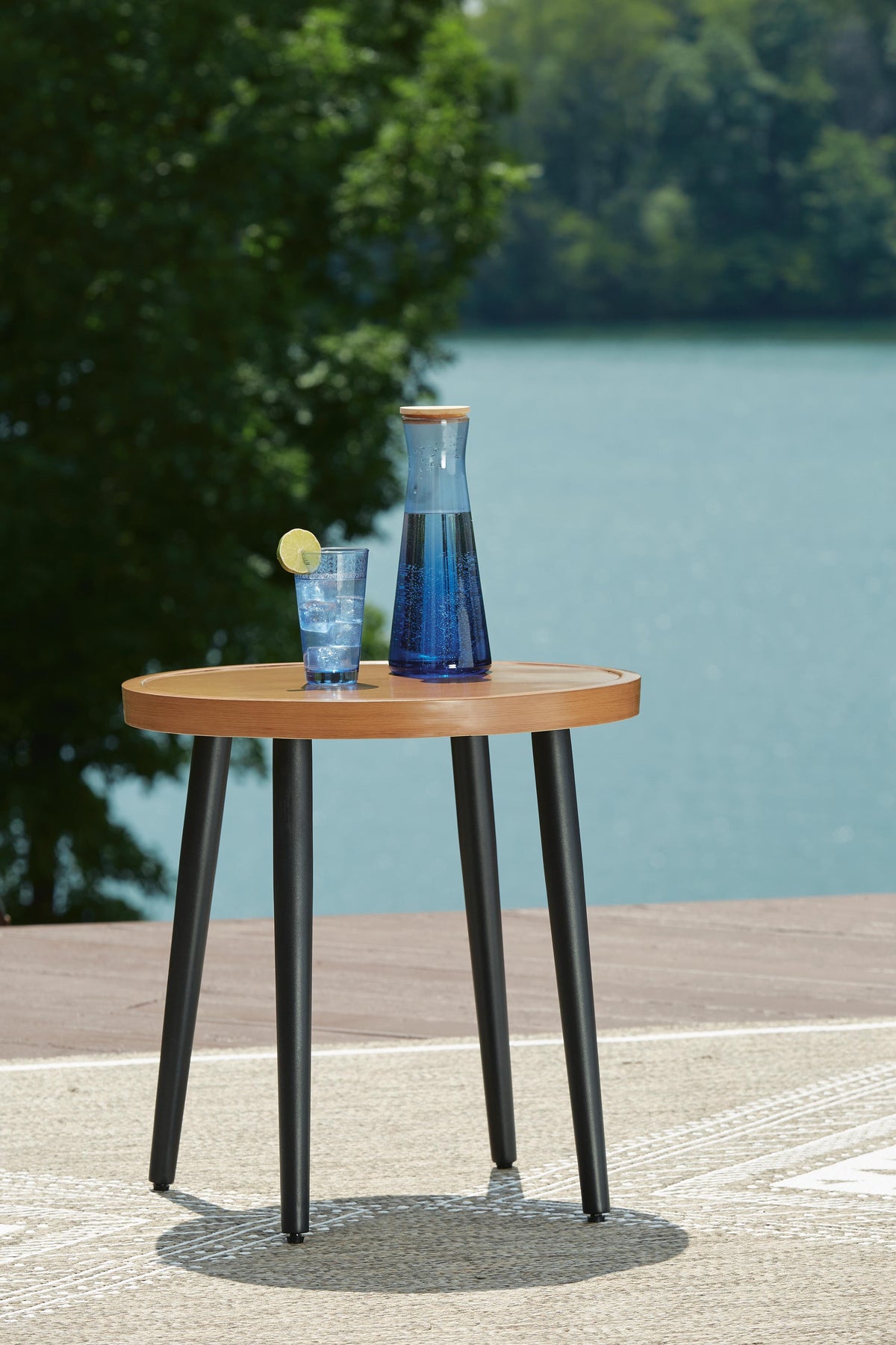Horizon Hall Outdoor End Table in Two-tone Brown, alternate view 3