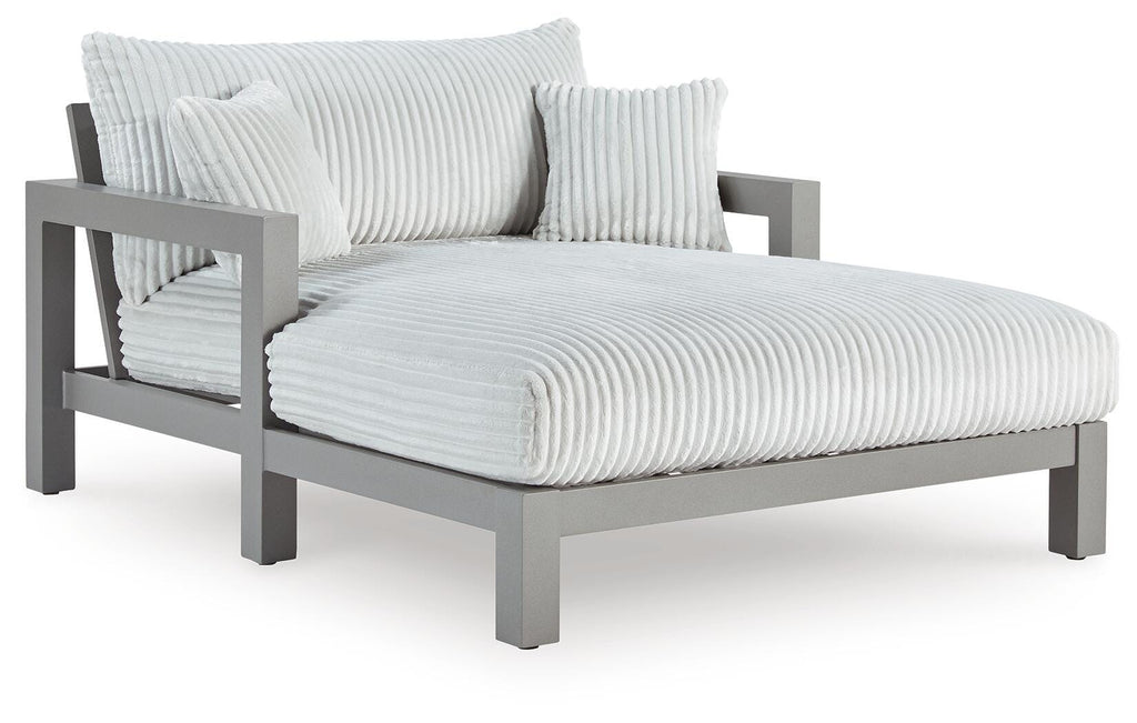 Hurley Park Outdoor Chaise Lounge with Cushion in Gray, angle view