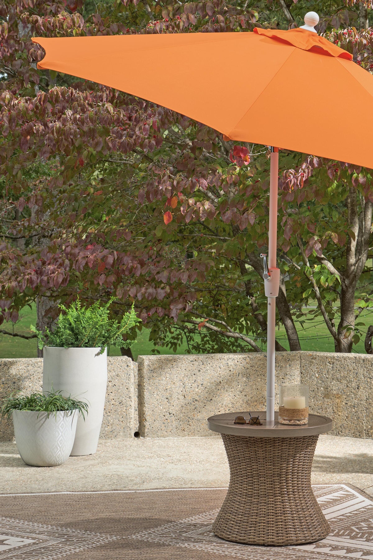 Laguna Heights Outdoor End Table in Beige, alternate view 9