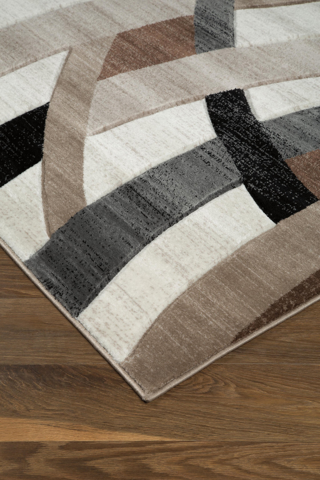 Jacinth 5' x 6'7" Rug in Multi, alternate view 2