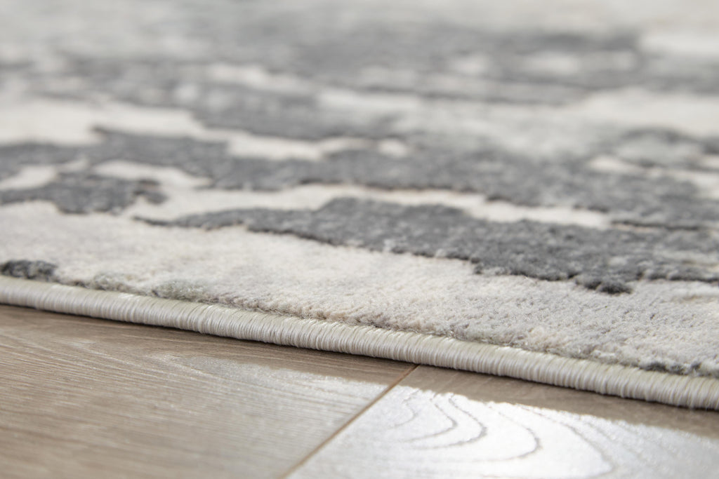 Mazatl 5'3" x 7'3" Rug in Multi, detail view