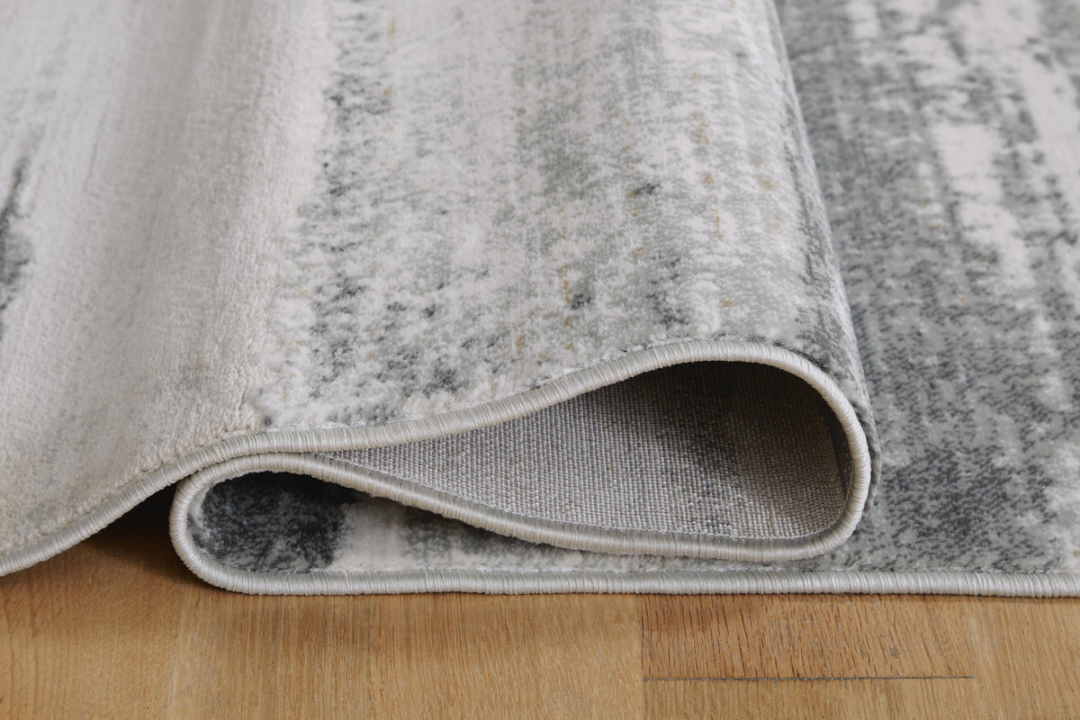 Abanett 5'3" x 7'3" Rug in Multi, detail view