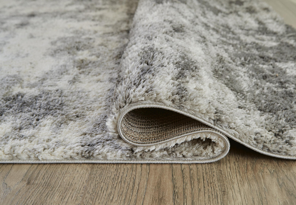 Gerdie 5'3" x 7'3" Rug in Cream/Gray, detail view