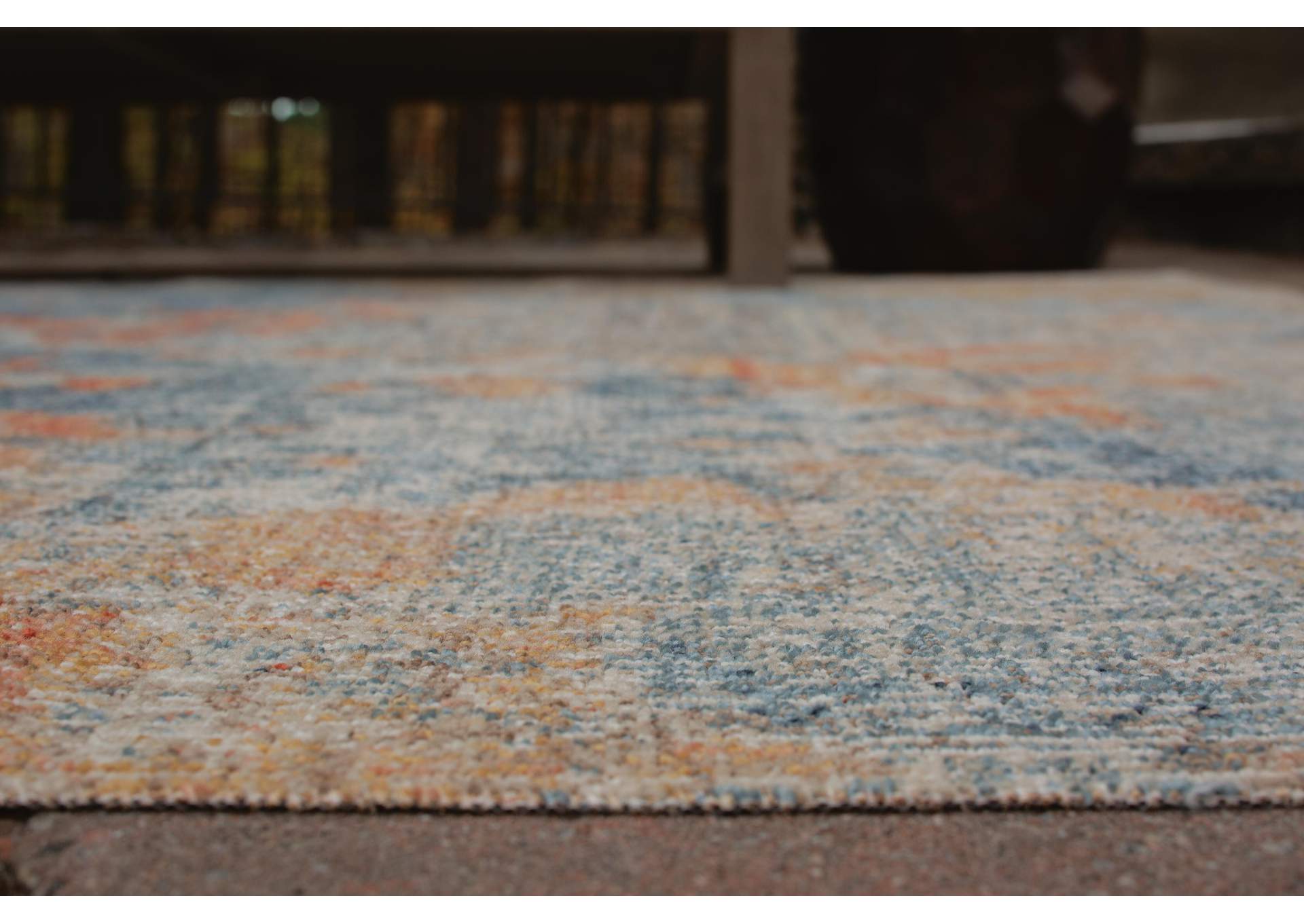Wraylen 5'3" x 7' Rug detail