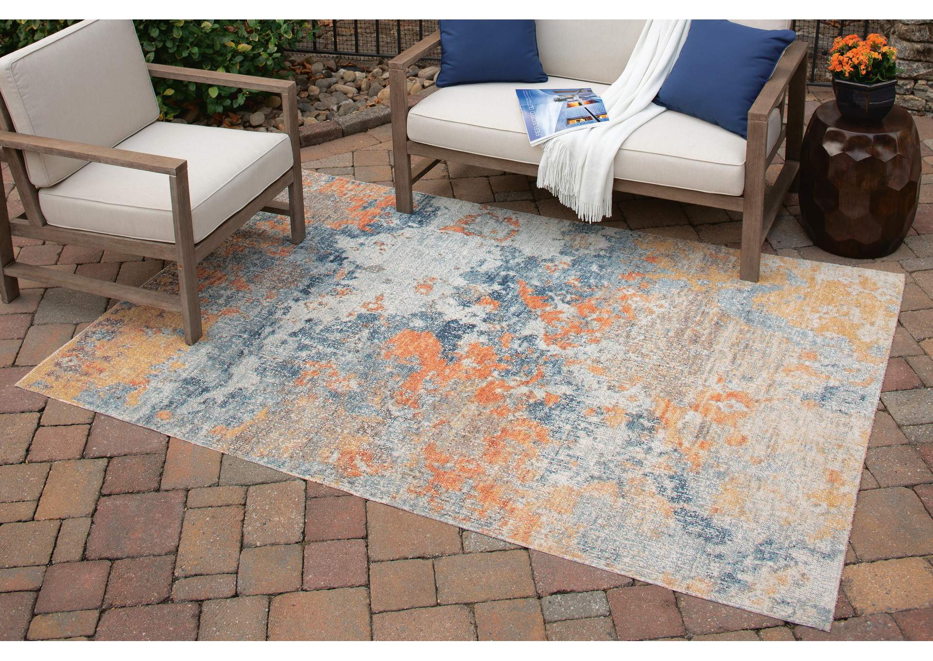 Wraylen 5'3" x 7' Rug