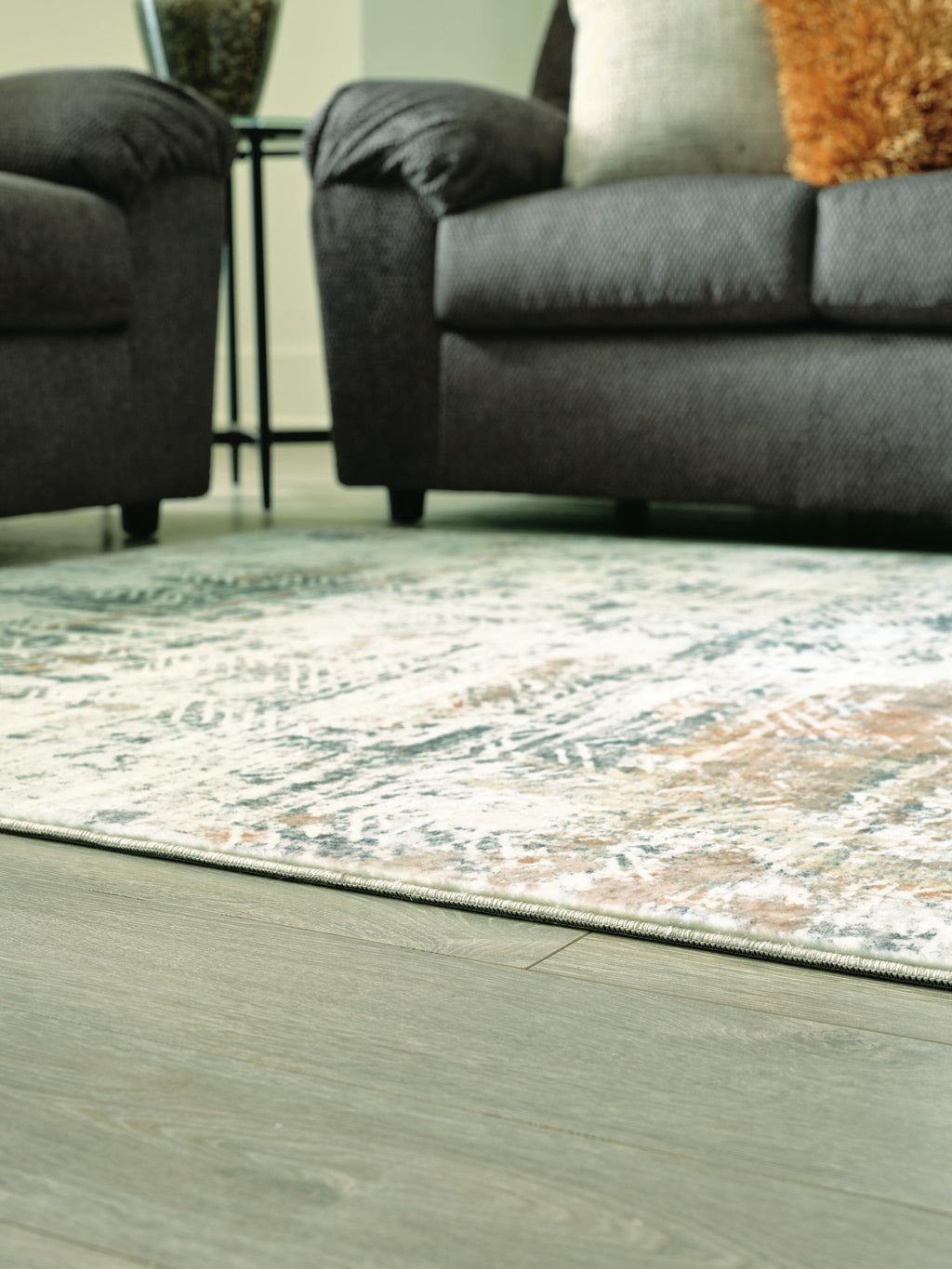 Redlings 7'5" x 9'6" Rug in Multi, detail view