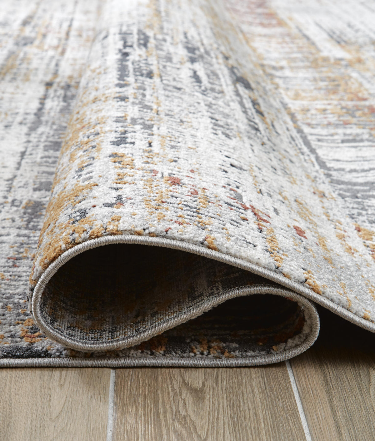 Rhettner 5'3" x 7'3" Rug in Multi, detail view