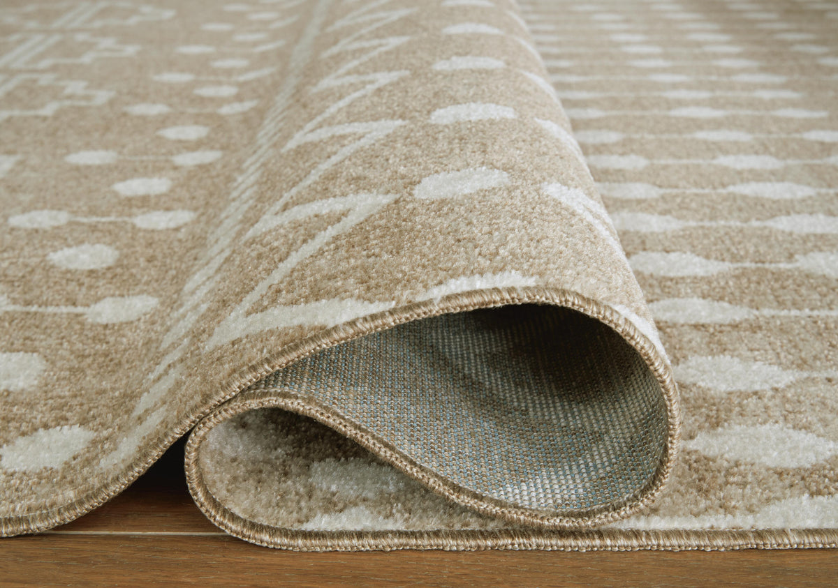 Bunchly 4'11" x 7'2" Washable Rug in Tan/Brown/Cream, detail view