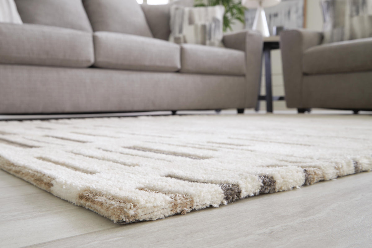 Leesdale 5' x 7' Rug in Ivory/Brown/Black, detail view