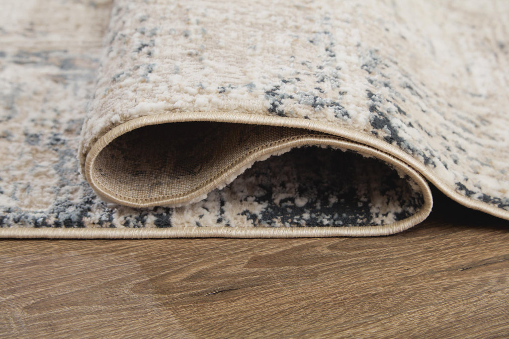 Gentor 8' x 10' Rug in Blue/Ivory, detail view