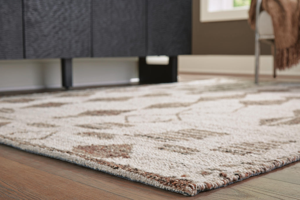 Brettler 5' x 7' Rug in Beige/Brown, detail view