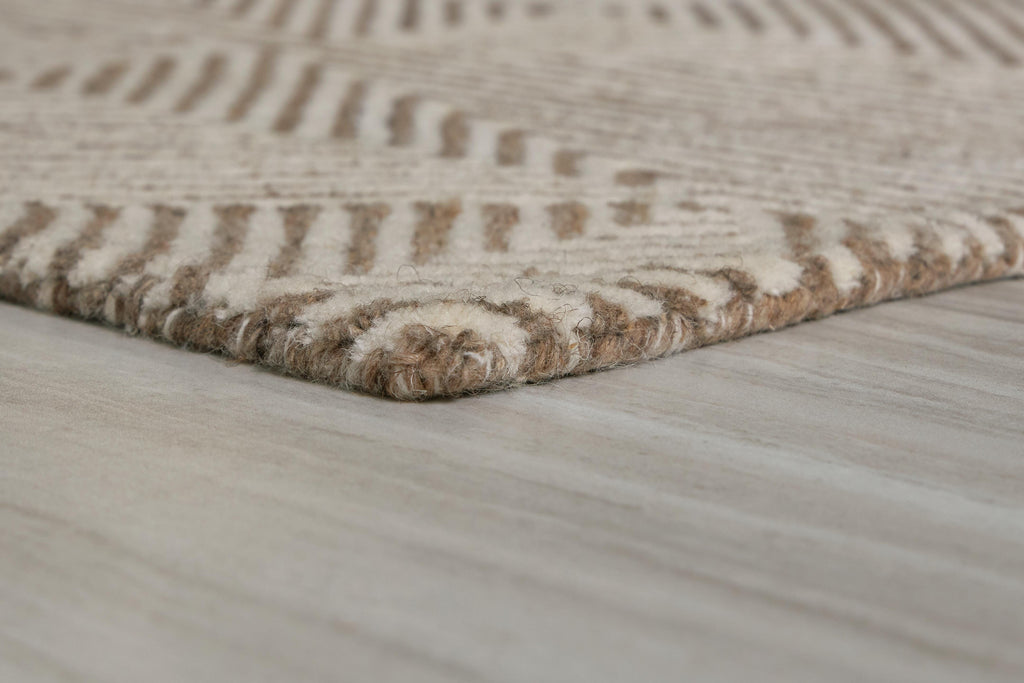 Jadott 5' x 7' Rug in Beige/Brown, detail view