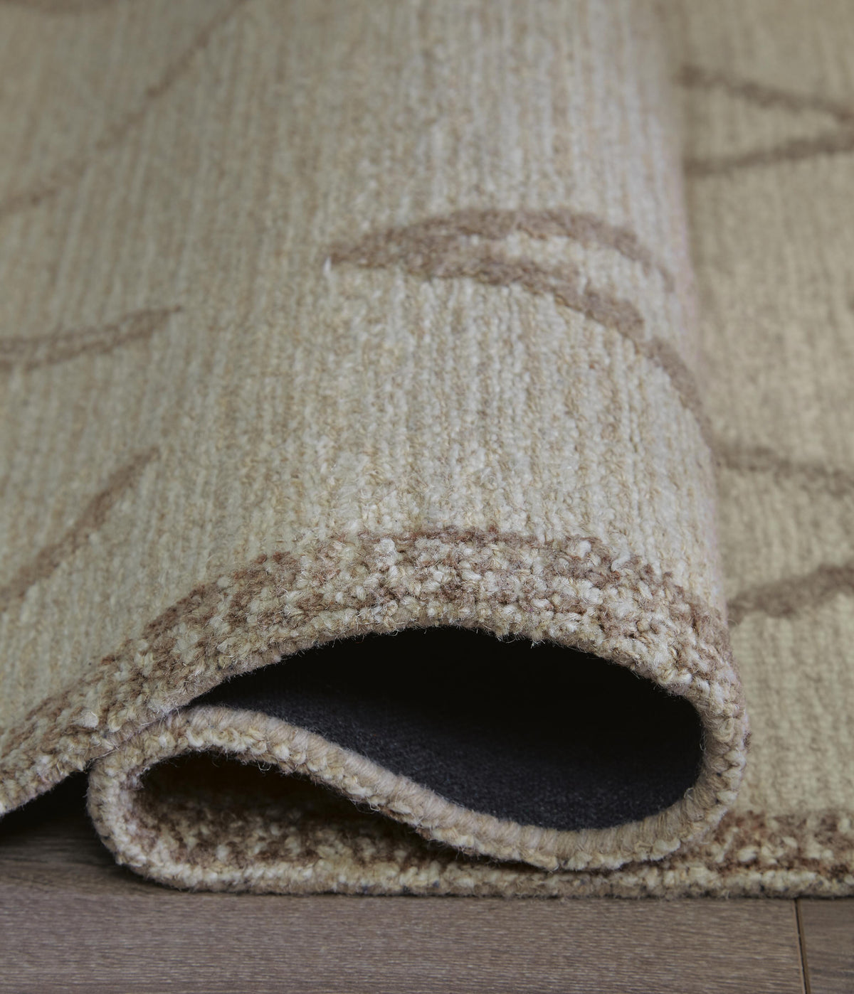 Guyford 5' x 7' Rug in Beige/Brown, detail view
