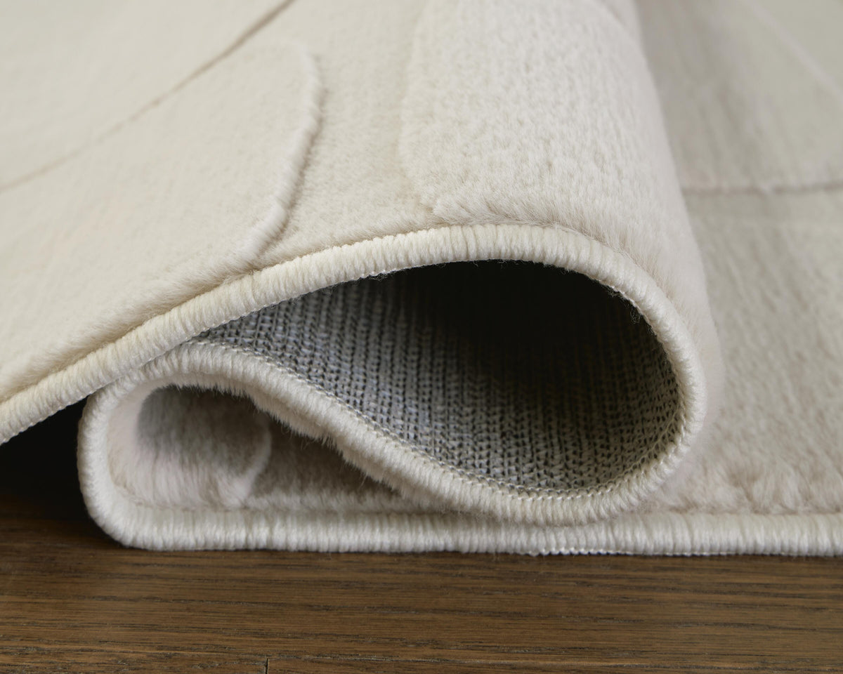 Malvinsboro Washable 5' x 7' Area Rug in Sandstone, detail view