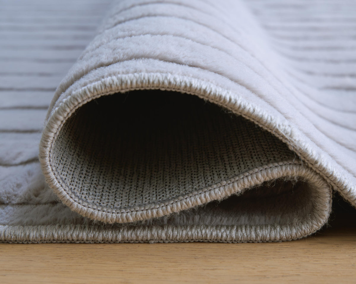 Worthley Washable 5' x 7' Area Rug in Gray, detail view