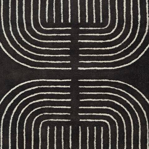 Eldonmore 5' x 7' Area Rug in Black/Ivory, fabric swatch