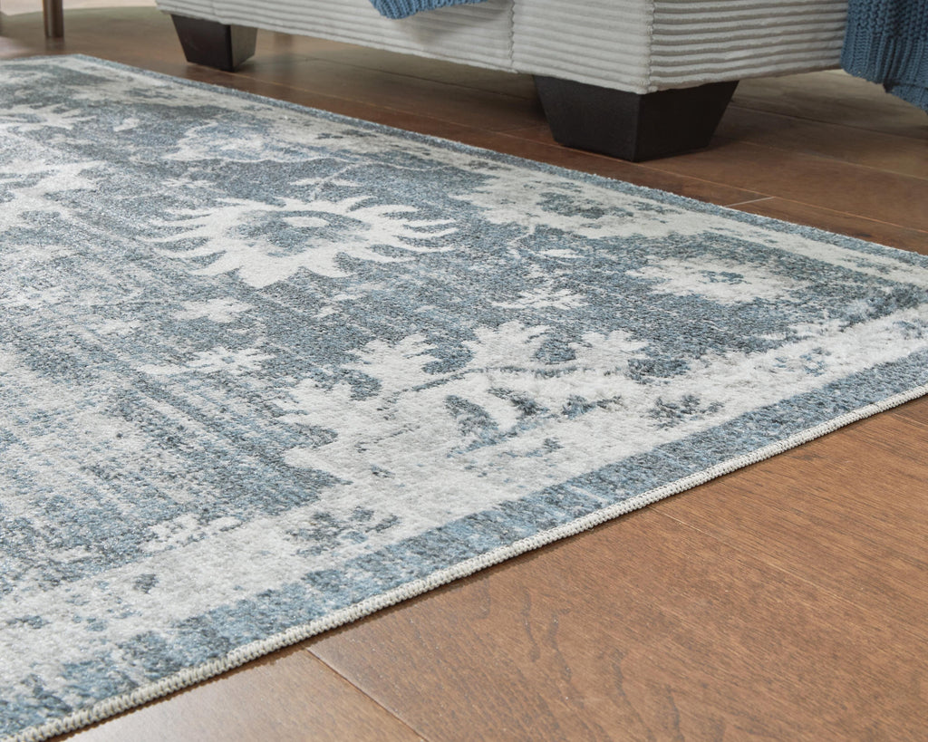 Avanworths Washable 5'3" x 7' Area Rug in Blue/Gray/Ivory, detail view