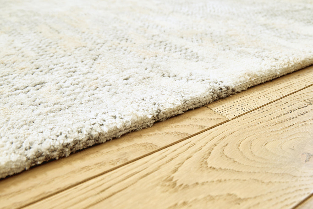 Raif Medium Rug in Gray/White/Cream, detail view