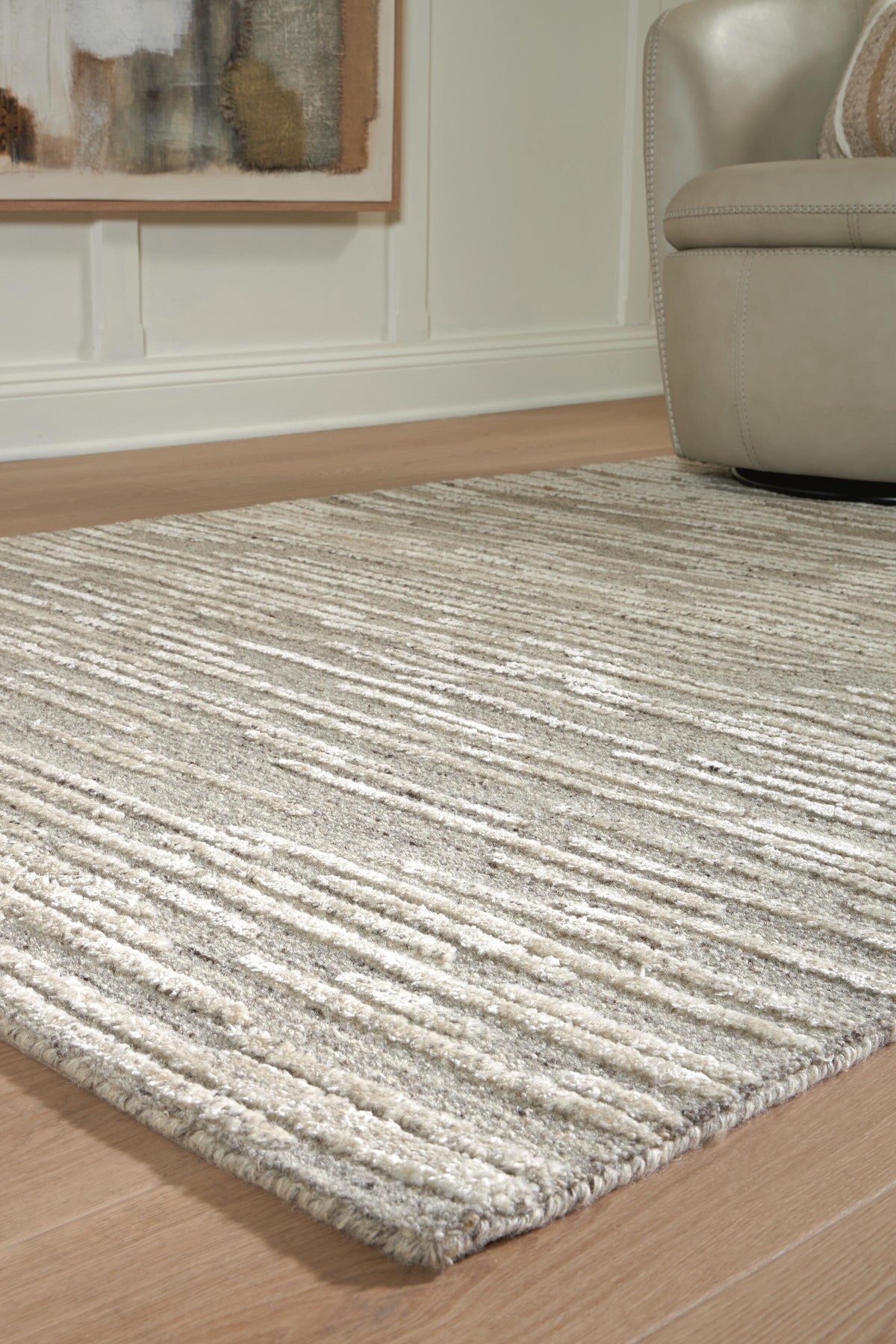 Eljory Medium Rug in Gray, detail view