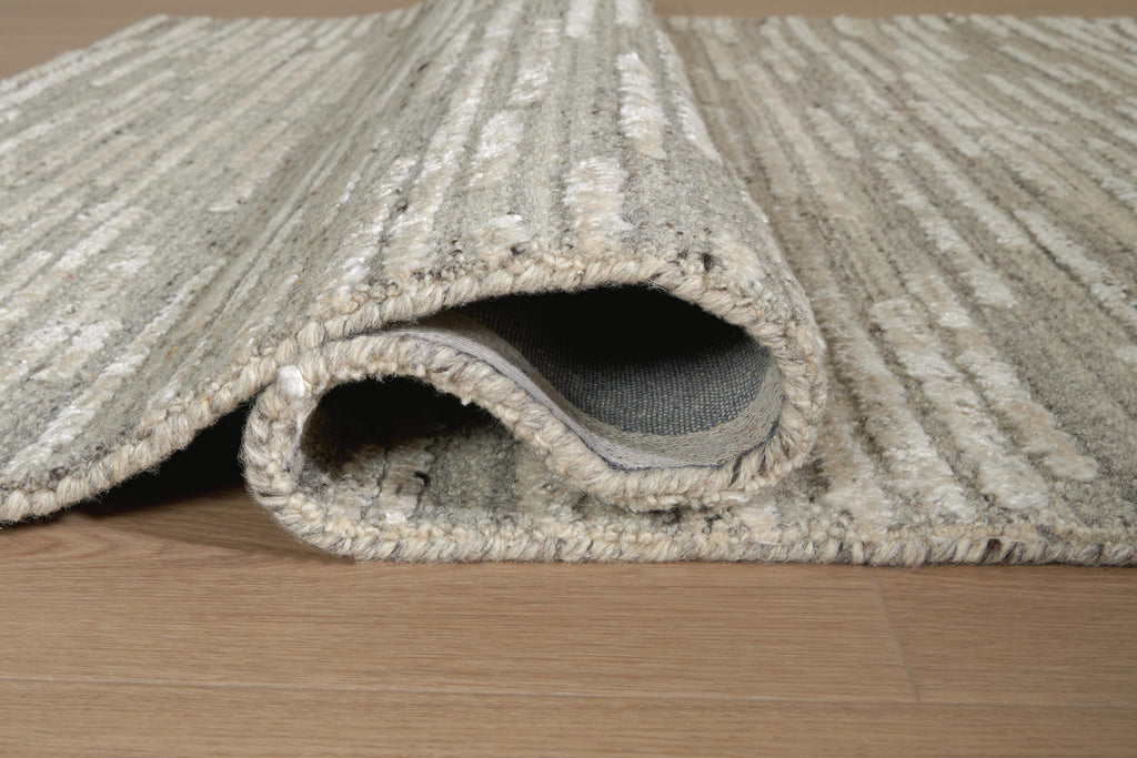 Eljory Medium Rug in Gray, detail view
