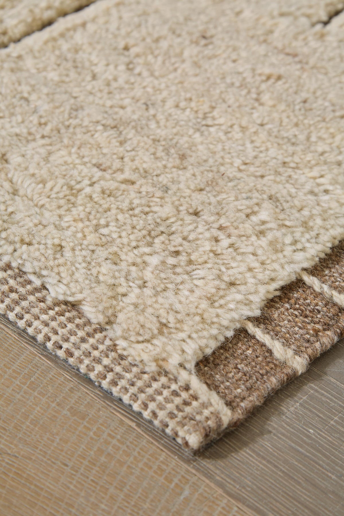 Clayman Medium Rug in Beige/Brown, detail view