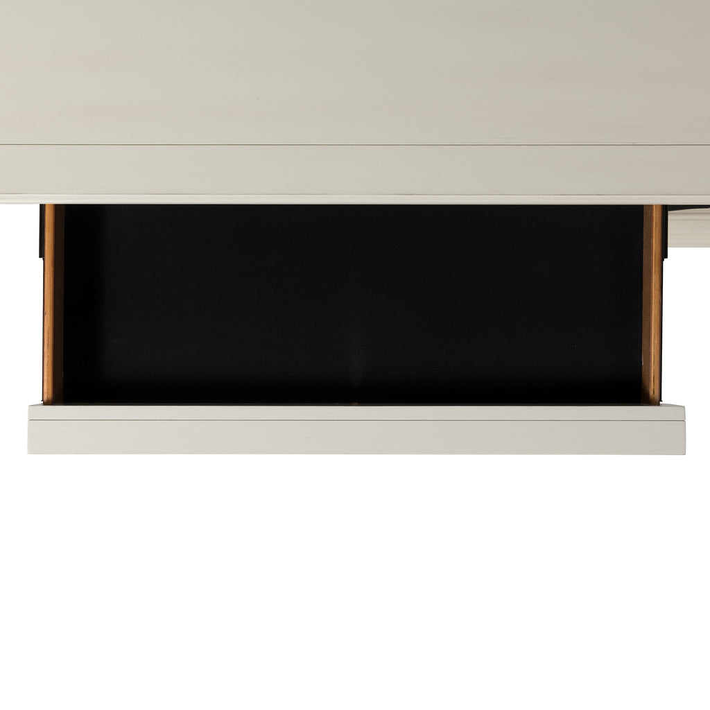 Slater Dresser In Antique White