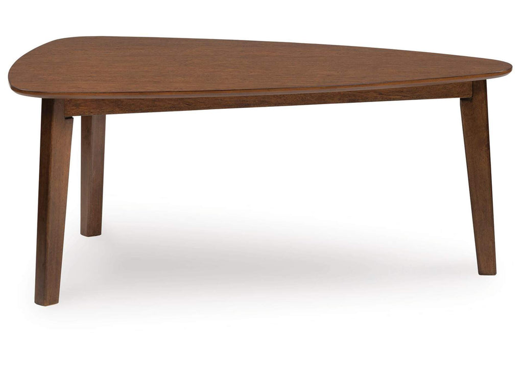 Lyncott Table (Set of 3) front view