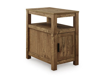 Fendenmore Chairside End Table in Brown, closed view