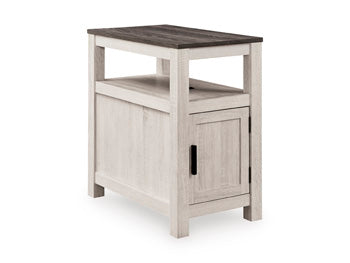 Fendenmore Chairside End Table in Brown Gray/Antique White, closed view