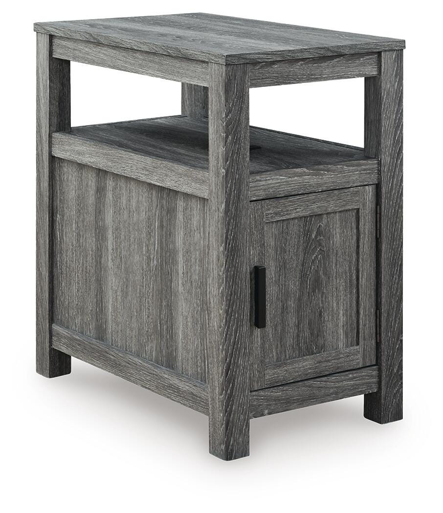 Fendenmore Chairside End Table in Brown/Gray, closed view