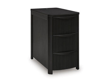 Camdill Chairside End Table in Black, closed view
