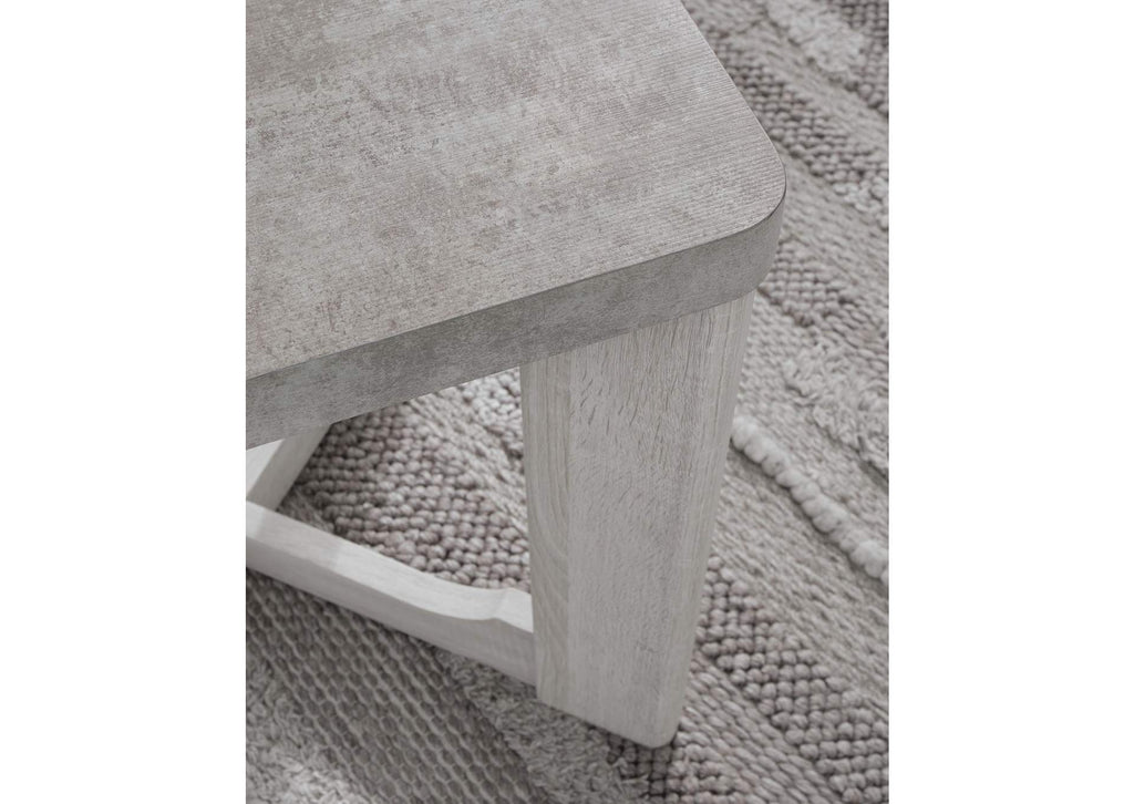 Garnilly Table (Set of 3) detail