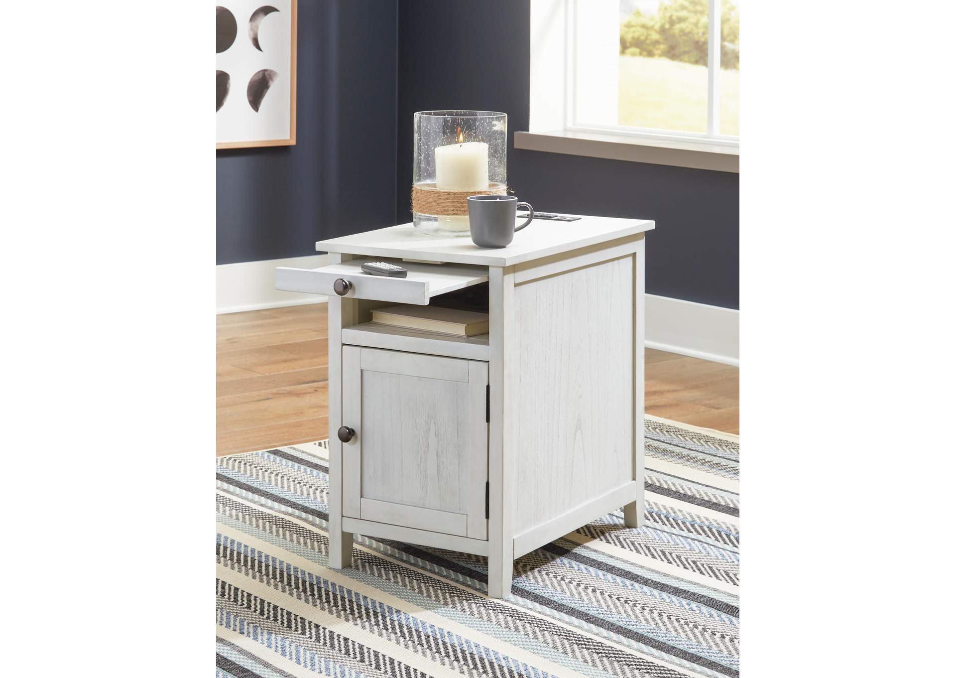 Treytown Chairside End Table