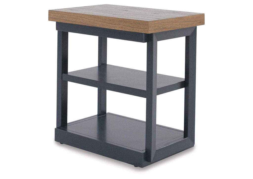 Landocken Table (Set of 3) angled view