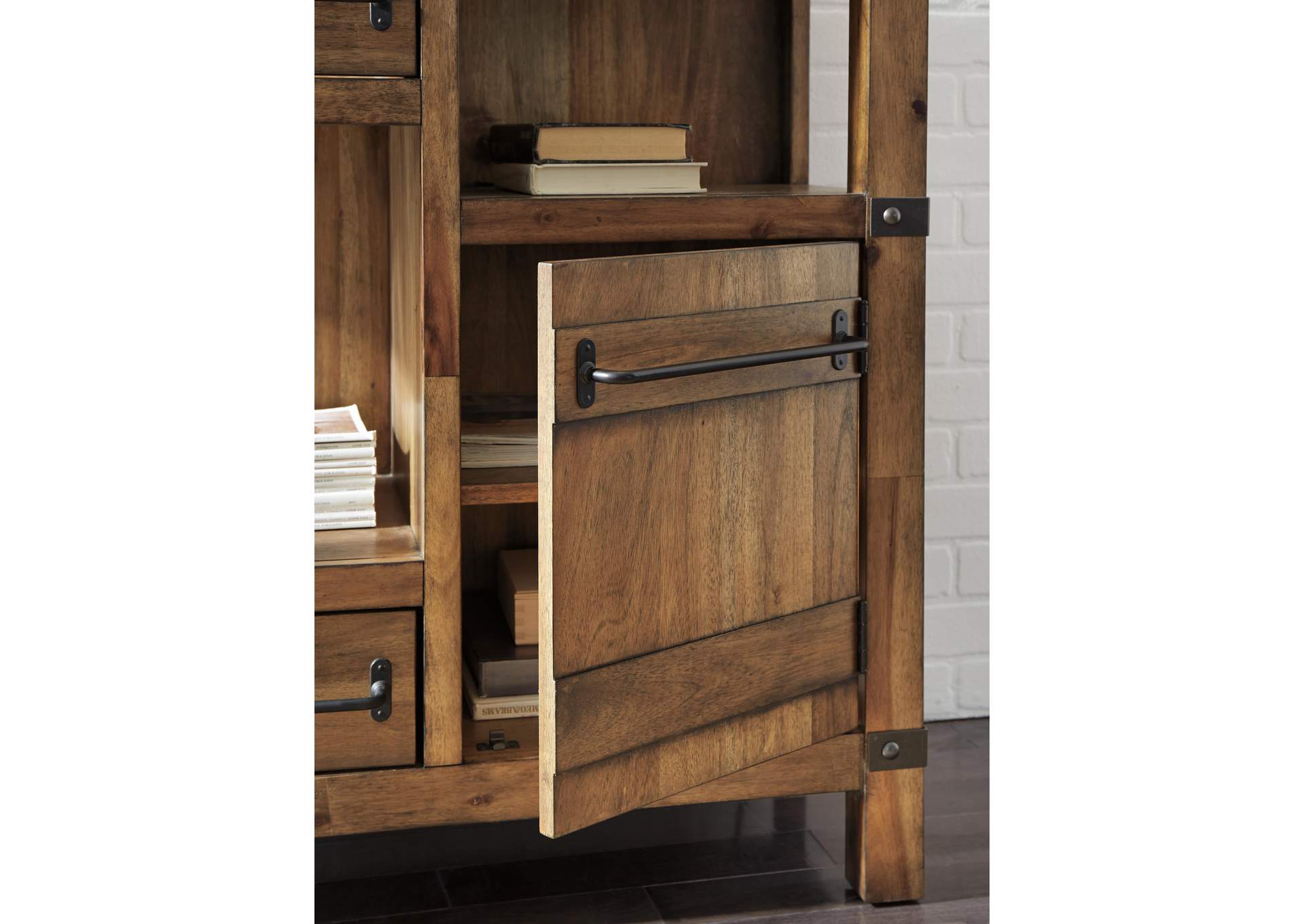 Roybeck Accent Cabinet detail