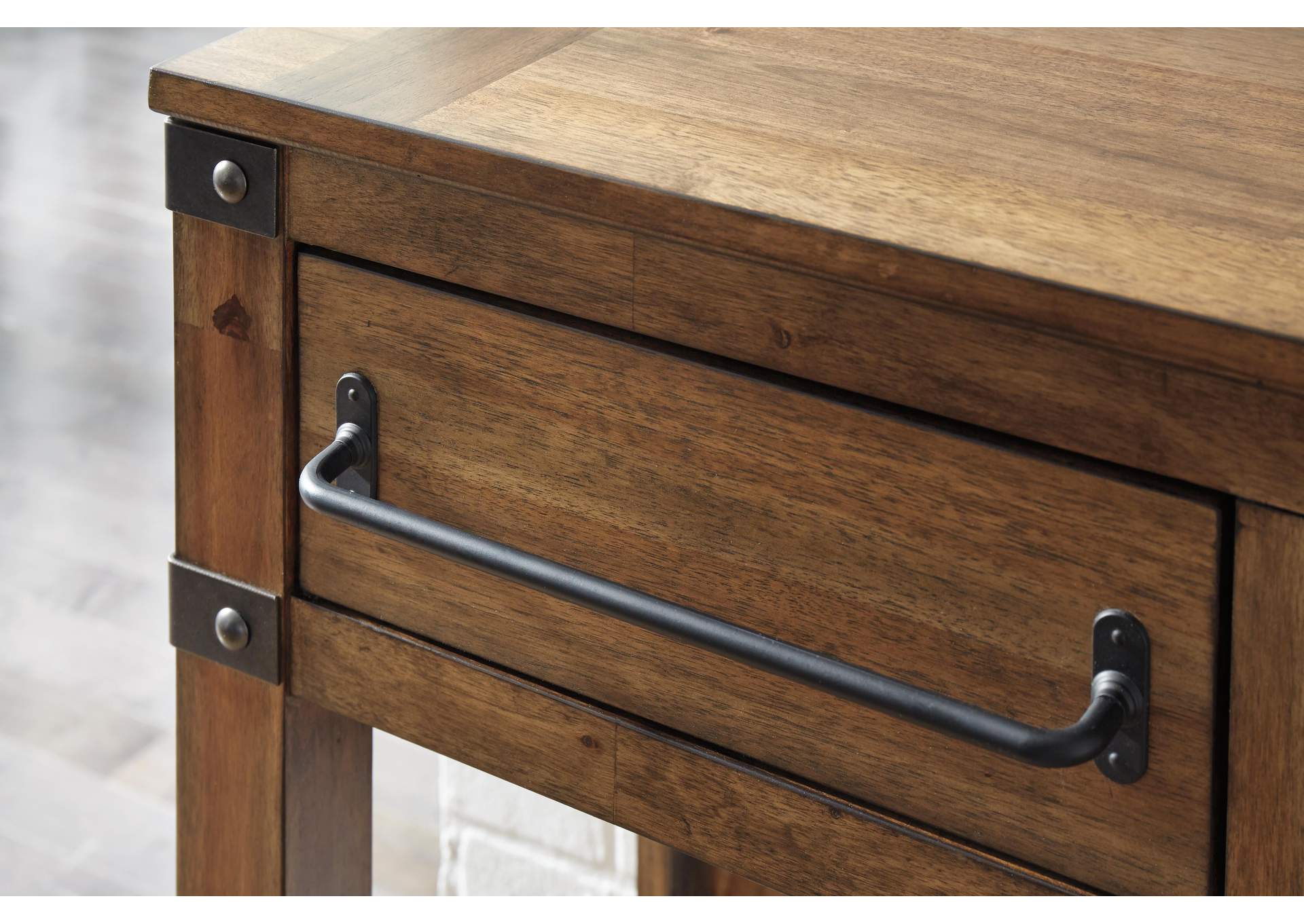 Roybeck Accent Cabinet detail