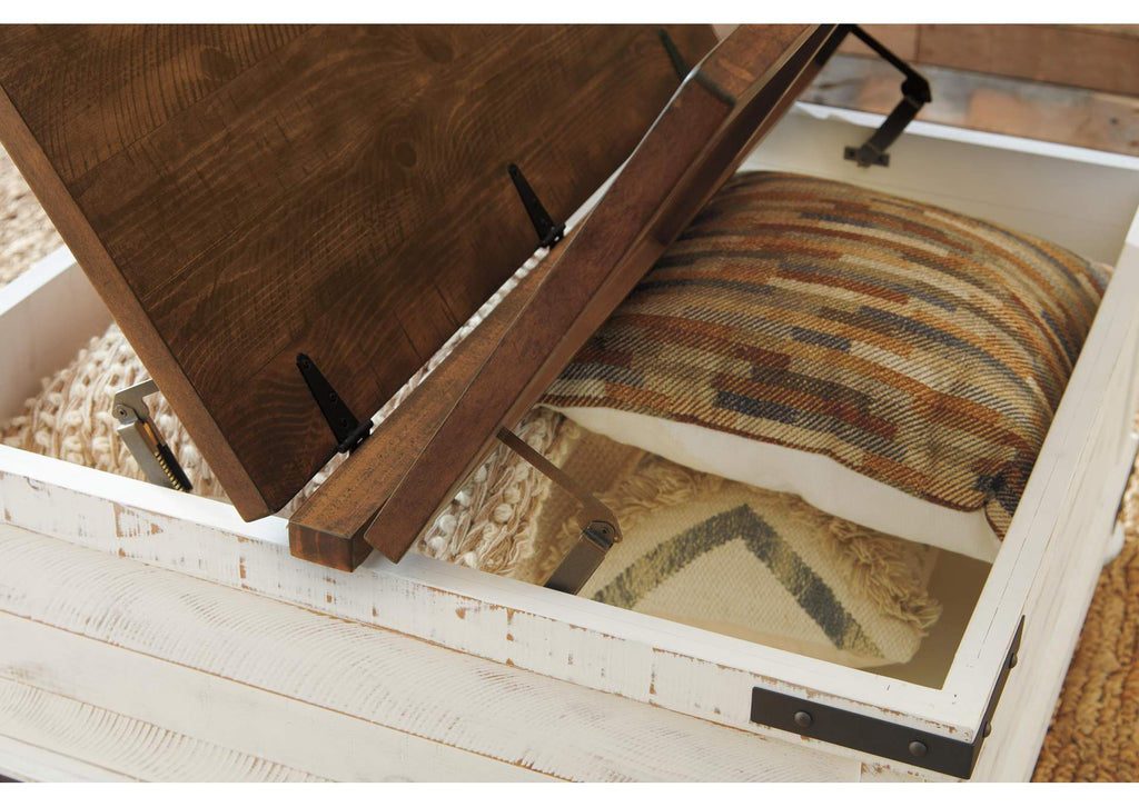 Wystfield Coffee Table with 1 End Table detail
