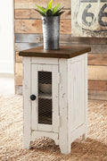 Wystfield Chairside End Table in White/Brown