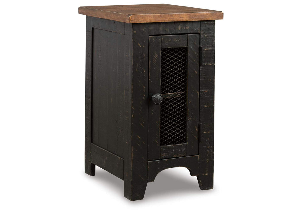 Valebeck Coffee Table with 2 End Tables
