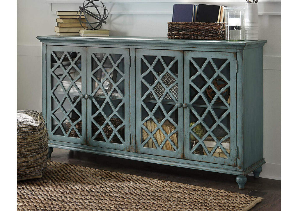 Mirimyn Accent Cabinet room view