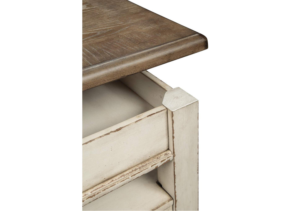Realyn Coffee Table with 2 End Tables detail