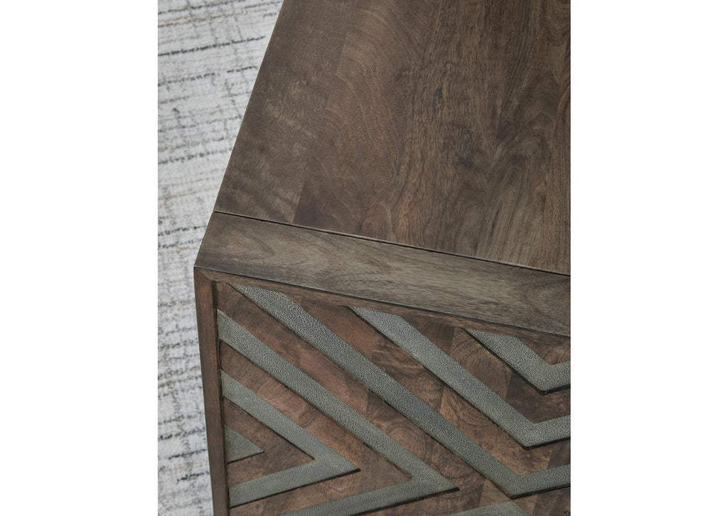 Dreggan Coffee Table with 1 End Table detail