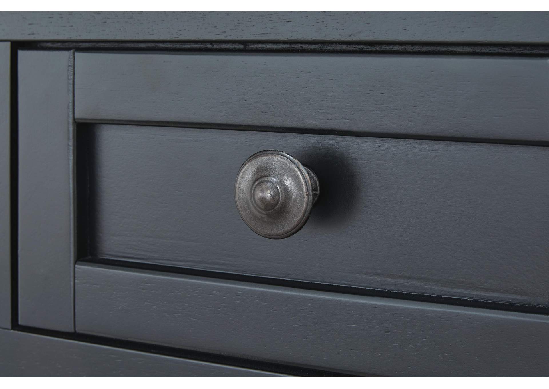 Wildenauer Chairside End Table detail